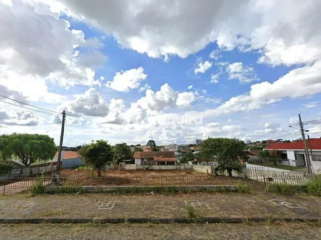 Terreno com 990m², à venda, no bairro Orfãs em Ponta Grossa