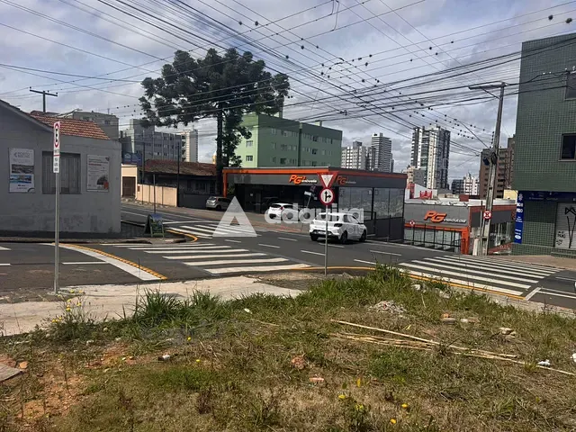 Terreno com 553m², à venda, no bairro Centro em Ponta Grossa