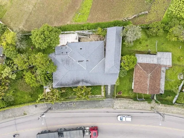 Terreno com 1246m², à venda, no bairro Abranches em Curitiba