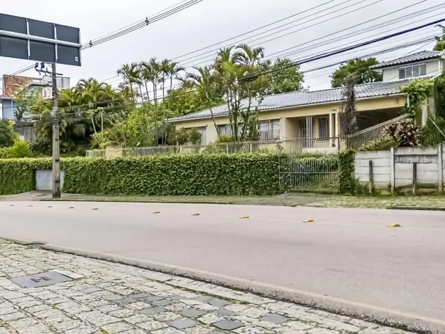 Terreno com 794m², à venda, no bairro Abranches em Curitiba