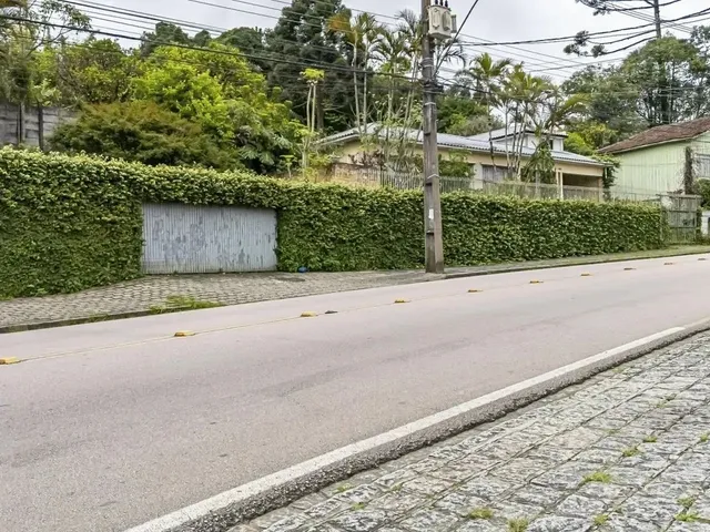 Terreno com 794m², à venda, no bairro Abranches em Curitiba