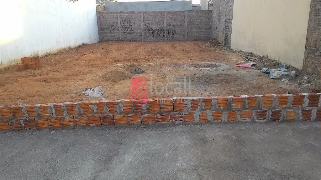 Terreno / Lote / Condomínio  à venda, 10m² — foto 2 de 4