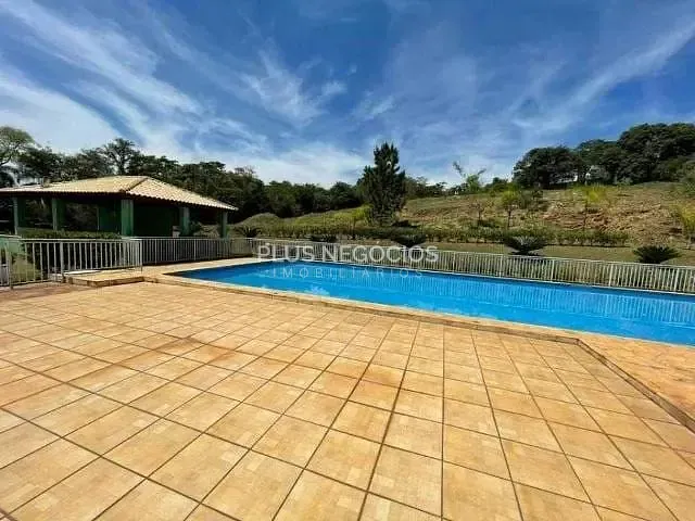 Terreno com 800m², à venda, no bairro Araçoiaba da Serra em Araçoiaba da Serra