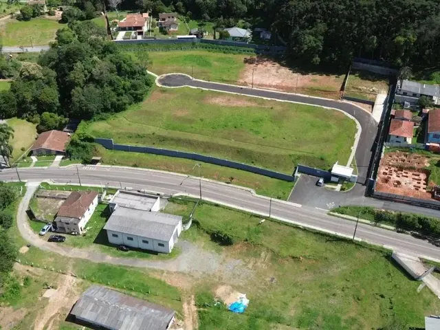 Terreno à venda, no bairro Ferraria em Campo Largo