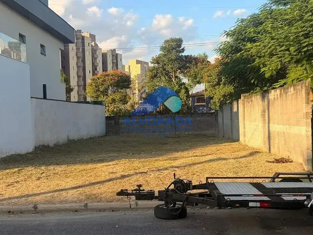 Terreno com 270m², à venda, no bairro Jardim Residencial Golden Park em Jacareí
