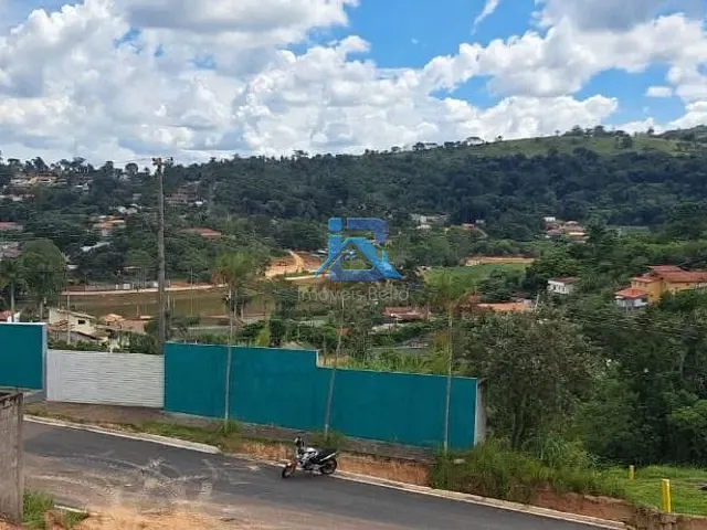 Terreno com 1400m², à venda, no bairro Vivendas do Engenho D Água em Itatiba