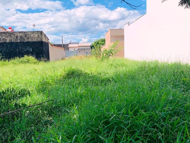 Terreno com 250m², à venda, no bairro Vitória Vale II em Pindamonhangaba