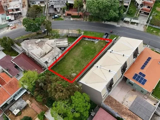 Terreno à venda, no bairro Pilarzinho em Curitiba