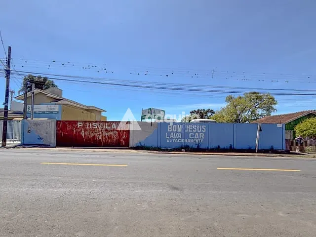 Terreno com 985m², à venda, no bairro Uvaranas em Ponta Grossa