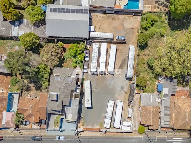 Terreno com 985m², à venda, no bairro Uvaranas em Ponta Grossa
