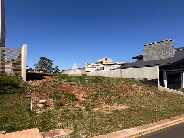 Terreno com 496m², à venda, no bairro Estrela em Ponta Grossa