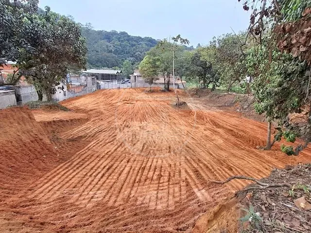 Terreno com 4172m², à venda, no bairro Jardim Três Marias em São Paulo