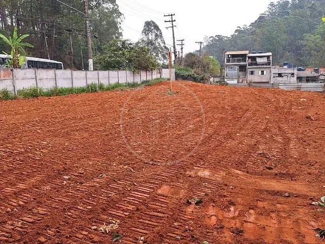 Terreno com 4172m², à venda, no bairro Jardim Três Marias em São Paulo