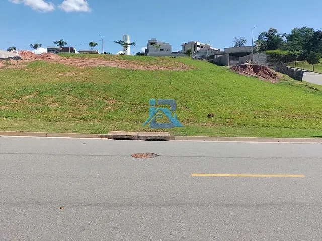 Terreno com 422m², à venda, no bairro Residencial Fazenda Santa Rosa - Fase 1 em Itatiba