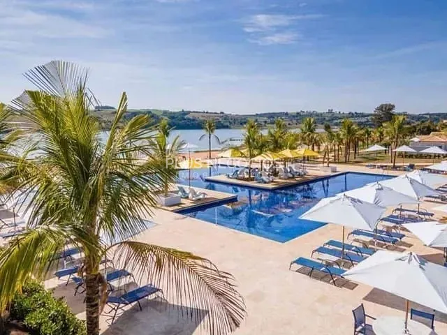 Terreno com 450m², à venda, no bairro Riviera de Santa Cristina III em Itaí
