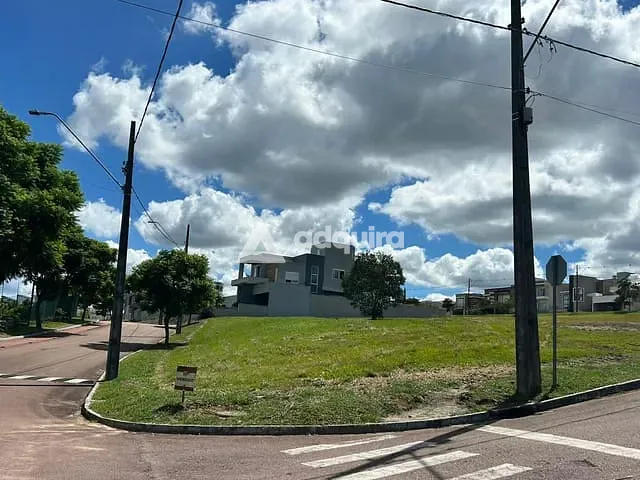 Terreno com 465m², à venda, no bairro Jardim Carvalho em Ponta Grossa