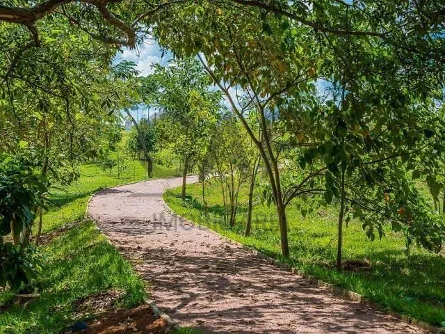 Terreno com 587m², à venda, no bairro Residencial Campo Camanducaia em Jaguariúna