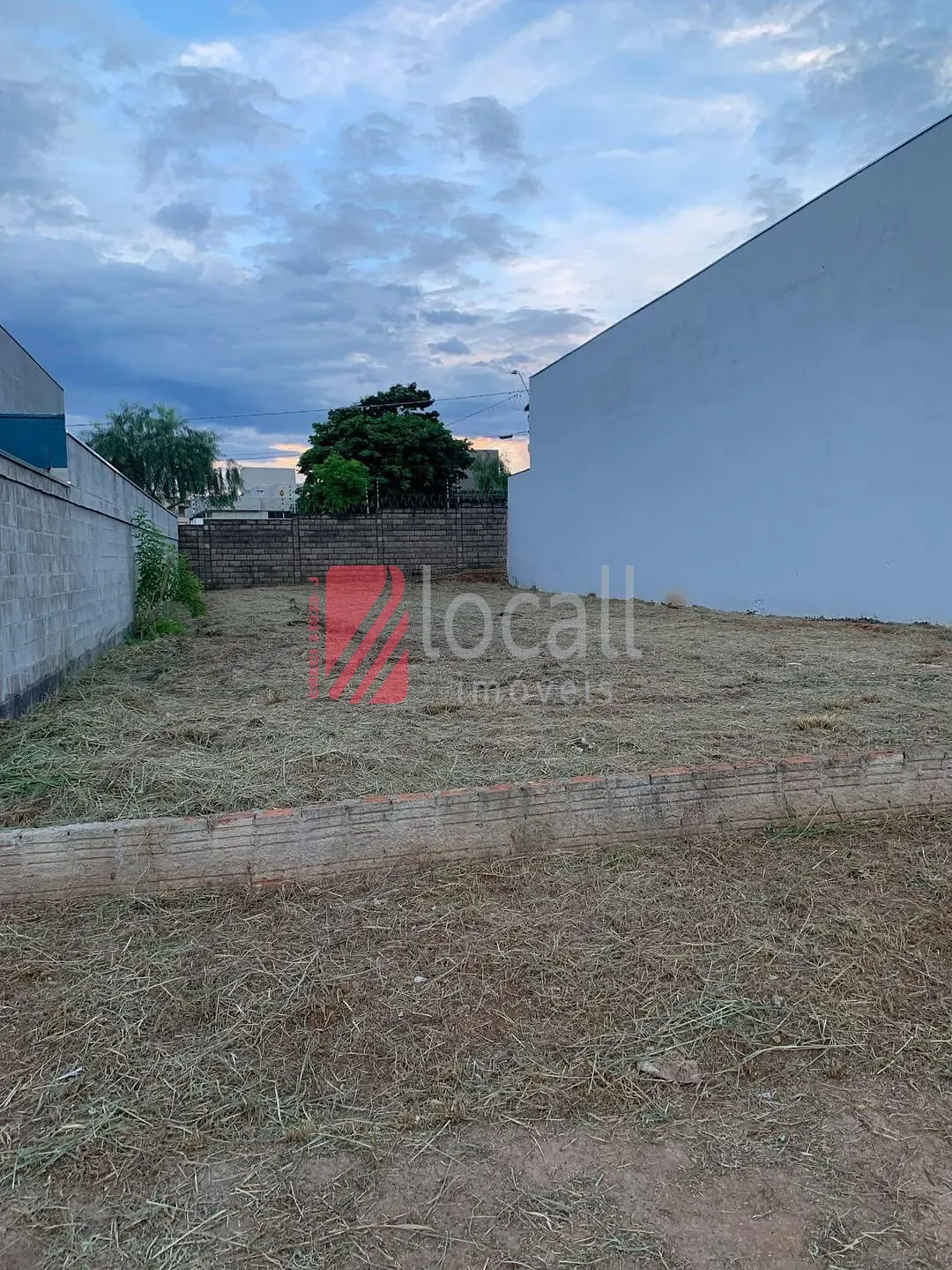 Terreno / Lote / Condomínio  à venda, 10m² — foto 1 de 2