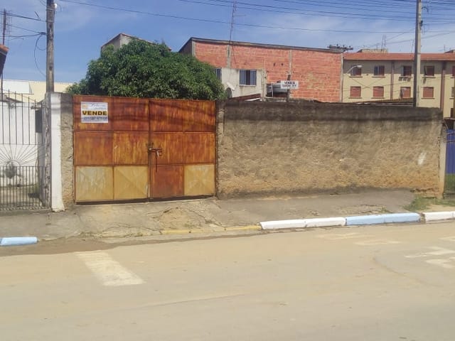 Terreno com 300m², à venda, no bairro Vila Mariana em Aparecida
