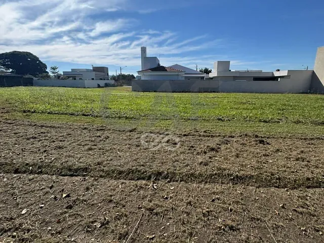 Terreno com 366m², à venda, no bairro Residencial Portal do Sol em Holambra