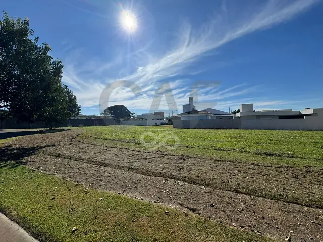 Terreno com 366m², à venda, no bairro Residencial Portal do Sol em Holambra