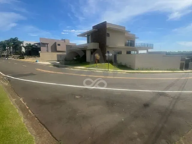 Terreno com 693m², à venda, no bairro Condomínio Residencial Lago da Barra em Jaguariúna