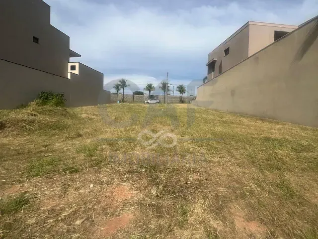 Terreno com 693m², à venda, no bairro Condomínio Residencial Lago da Barra em Jaguariúna