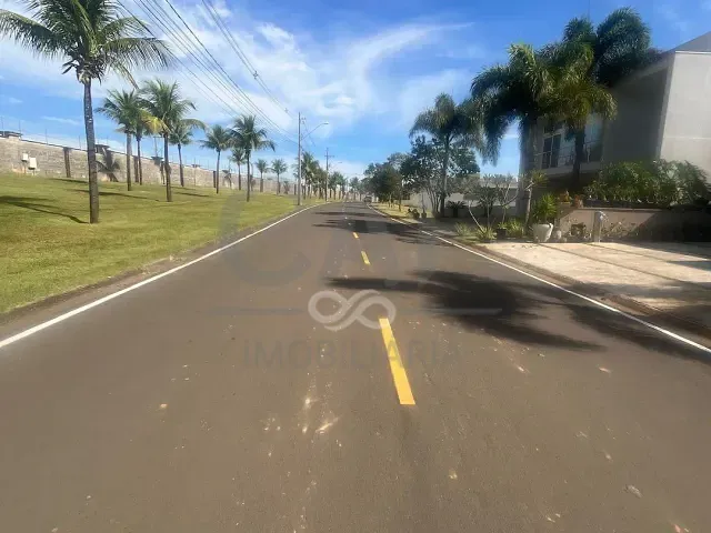 Terreno com 693m², à venda, no bairro Condomínio Residencial Lago da Barra em Jaguariúna