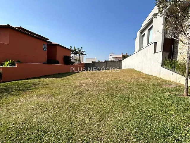 Terreno com 432m², à venda, no bairro Alphaville Nova Esplanada em Votorantim