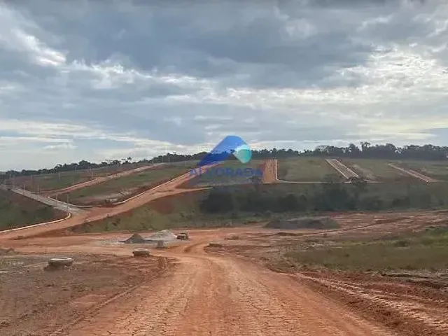 Terreno com 339m², à venda, no bairro Piedade em Caçapava