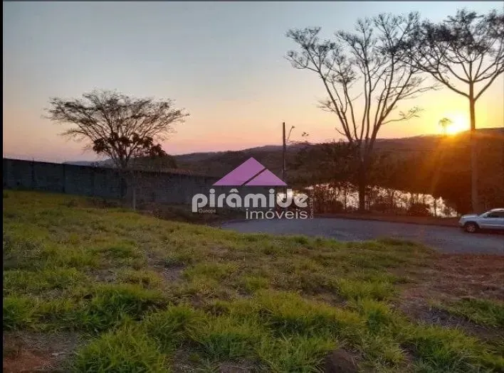 Terreno, 1800 m² - Foto 1