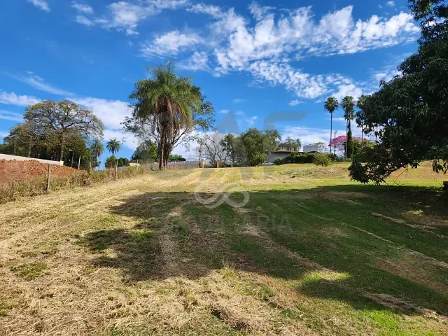 Terreno com 6982m², à venda, no bairro Duas Marias em Holambra