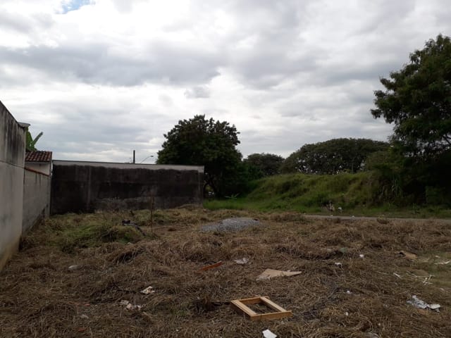 Terreno com 268m², à venda, no bairro Jardim Mariana em Pindamonhangaba
