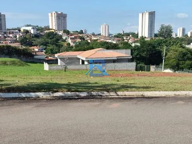 Terreno com 504m², à venda, no bairro Villaggio Piu Verdi em Itatiba