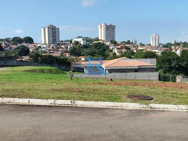 Terreno com 504m², à venda, no bairro Villaggio Piu Verdi em Itatiba