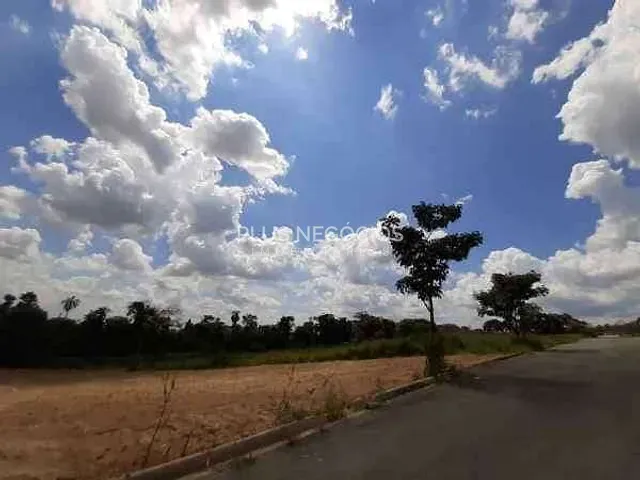 Terreno com 2000m², à venda, no bairro Jardim Residencial Villagio Ipanema I em Sorocaba