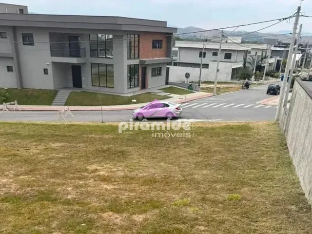Terreno com 450m², à venda, no bairro Urbanova em São José Dos Campos