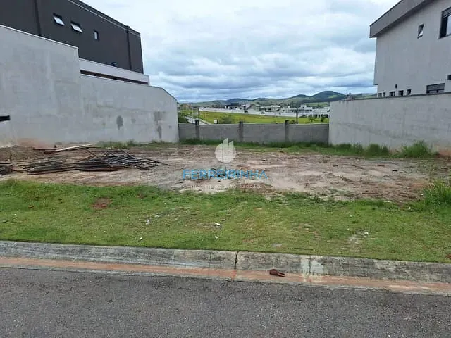 Terreno com 451m², à venda, no bairro Condomínio Residencial Monaco em São José dos Campos