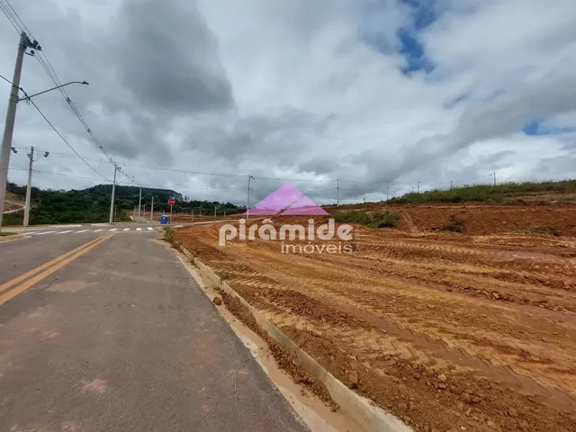 Terreno com 311m², à venda, no bairro Loteamento Setjardim em São José Dos Campos