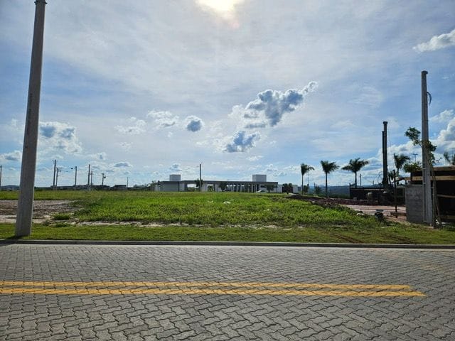 Terreno com 347m², à venda, no bairro Loteamento Terras Alpha São José dos Campos em São José dos Campos