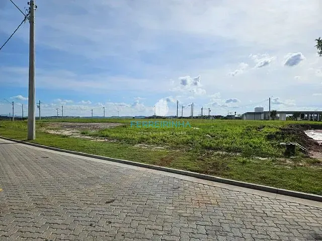 Terreno com 347m², à venda, no bairro Loteamento Terras Alpha São José dos Campos em São José dos Campos