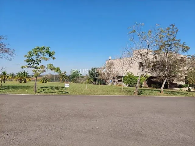 Terreno com 1500m², à venda, no bairro lago azul em Araçoiaba da Serra