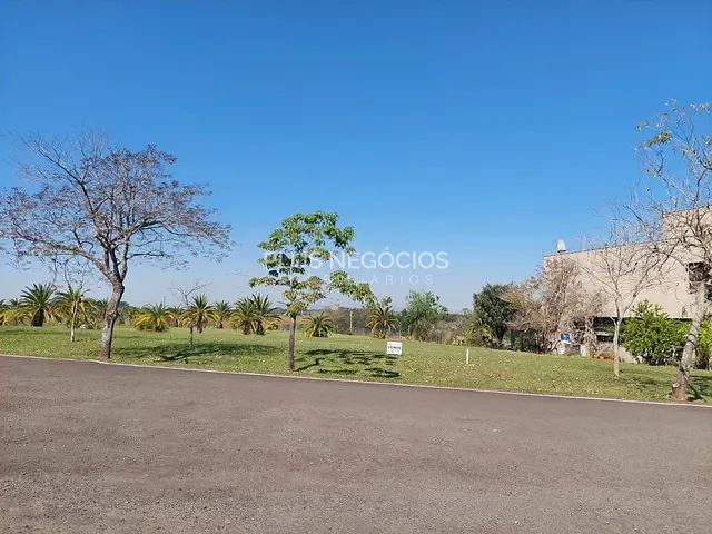 Terreno com 1500m², à venda, no bairro lago azul em Araçoiaba da Serra