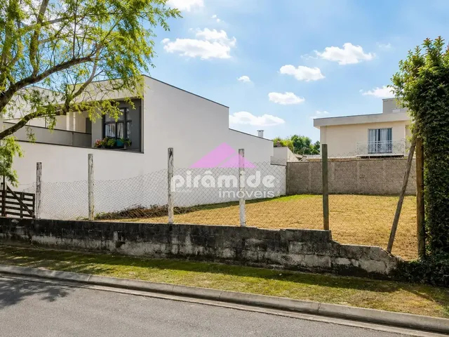 Terreno com 250m², à venda, no bairro Villa Branca em Jacareí