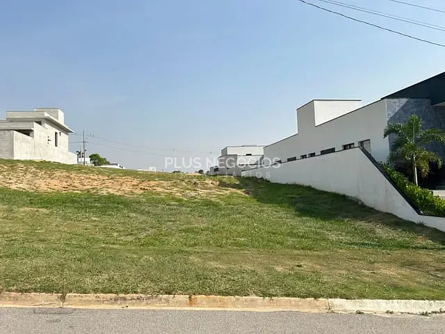 Terreno com 360m², à venda, no bairro Além Ponte em Sorocaba