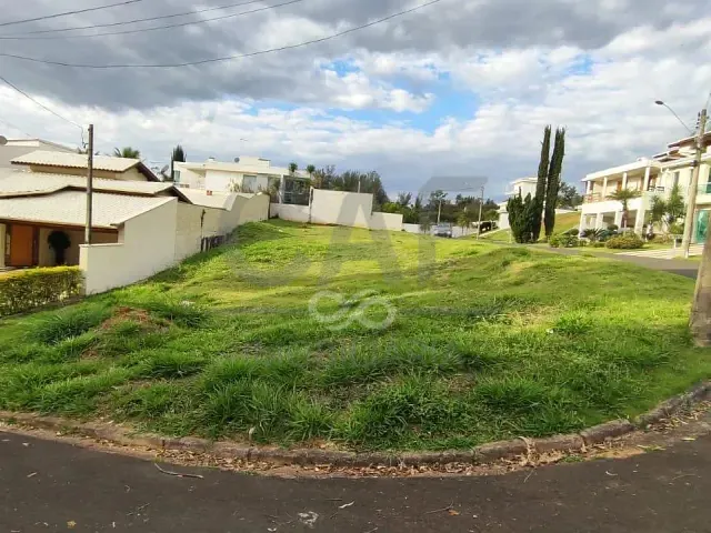 Terreno com 501m², à venda, no bairro Colinas de São Pedro em Pedreira