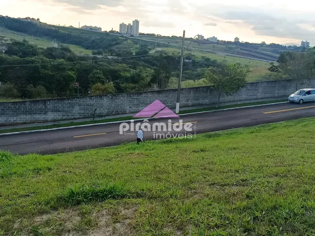 Terreno com 861m², à venda, no bairro Torrão de Ouro II em São José Dos Campos