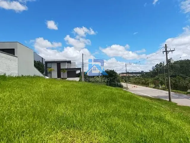 Terreno com 565m², à venda, no bairro Reserva Santa Rosa em Itatiba