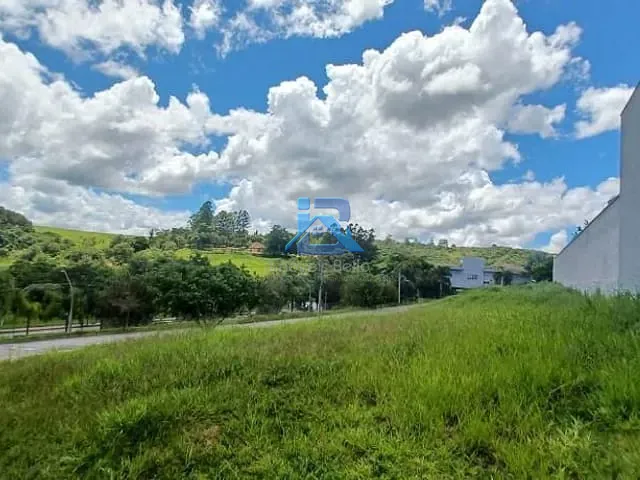 Terreno com 565m², à venda, no bairro Reserva Santa Rosa em Itatiba