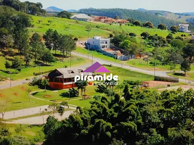 Terreno com 1000m², à venda, no bairro Tapanhão em Jambeiro